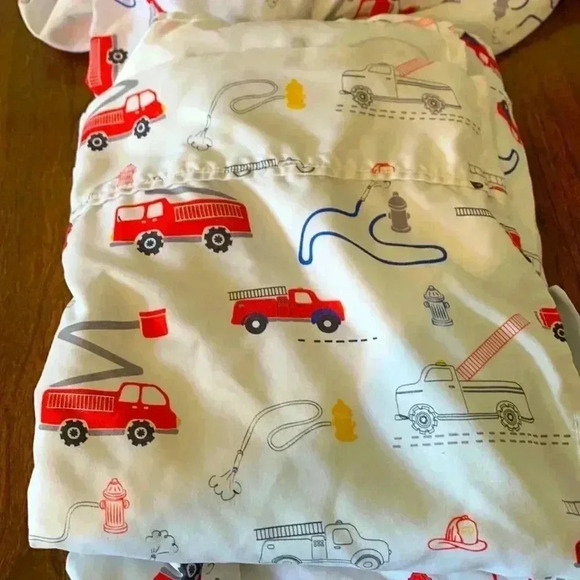 Tranquilnights fitted and  flat twin sheets, fire trucks - Picture 2 of 4